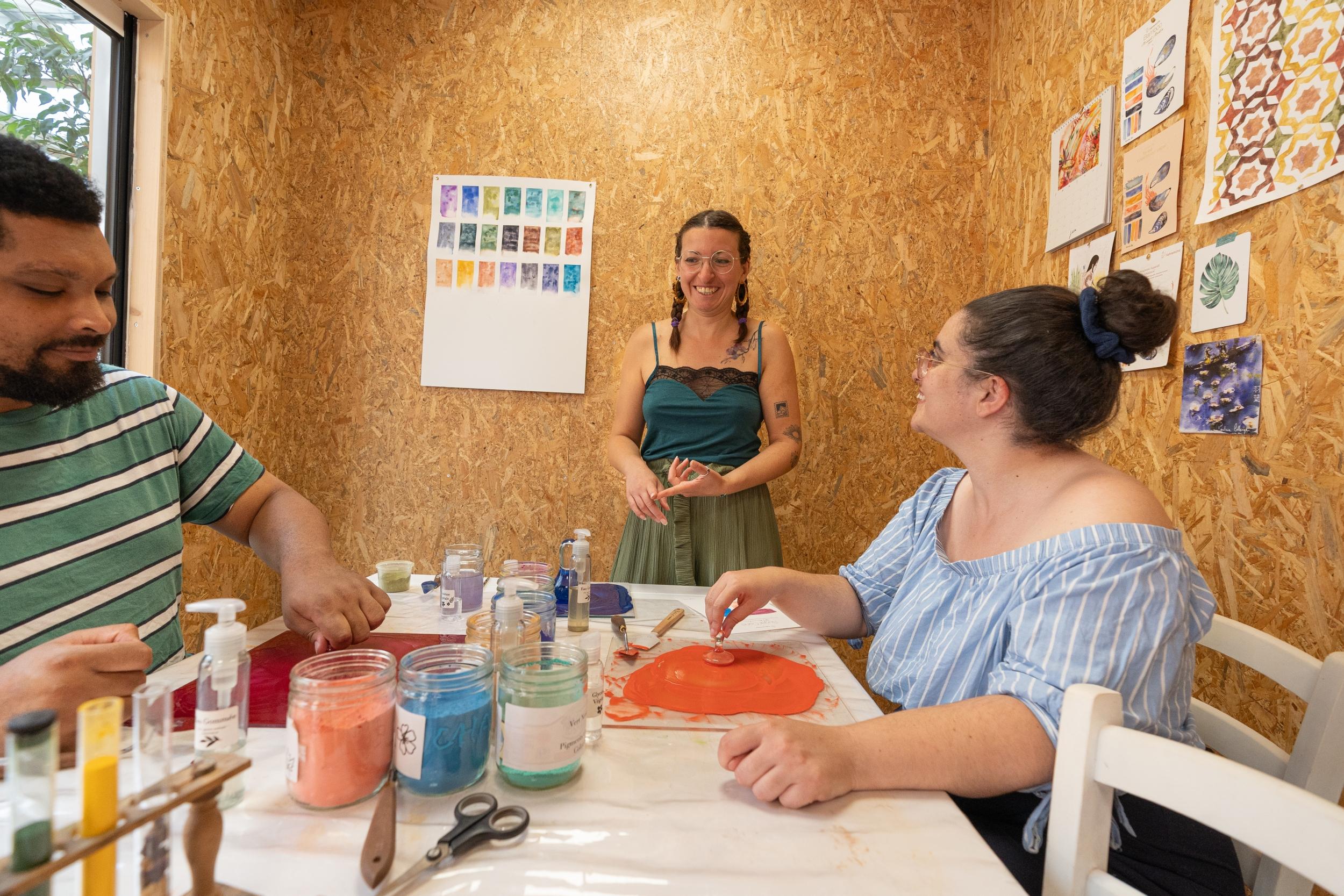 Fabriquez vos aquarelles artisanales avec Emi - Image n°3 - Wecandoo