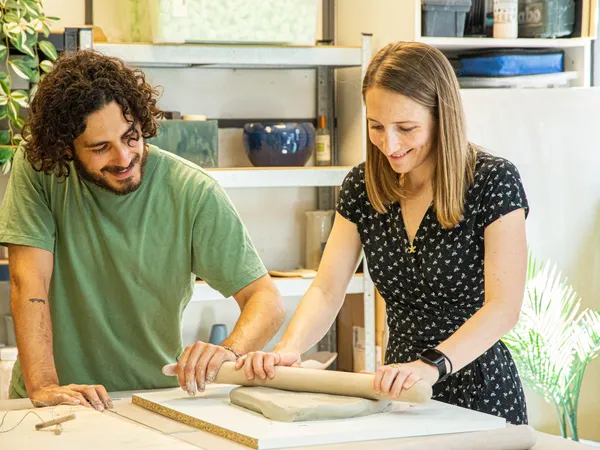 Modelez et sculptez votre pièce en céramique sur une journée avec Franck - Afbeelding nr. 2 - Wecandoo