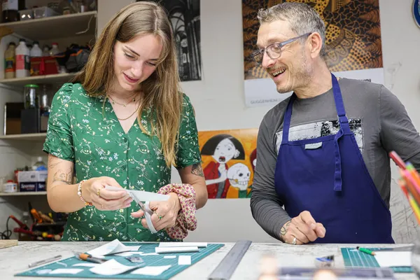 Initiez-vous au vitrail traditionnel ou Tiffany avec Thierry - Image n°4 - Wecandoo