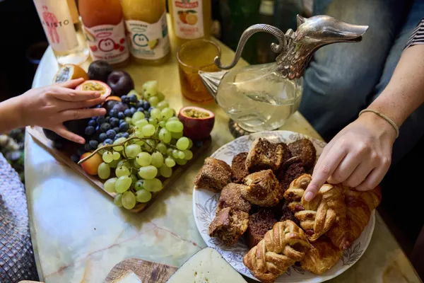 Réalisez votre bijou floral autour d'un goûter avec Kim - Image n°3 - Wecandoo