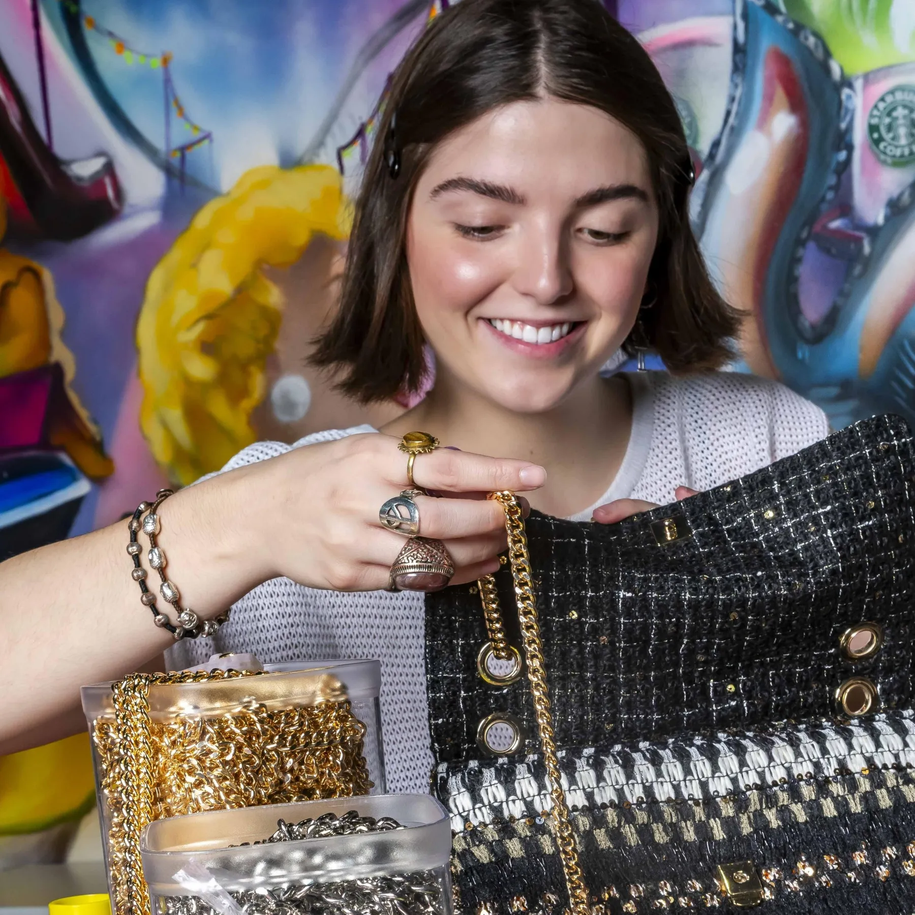 Réalisez votre sac sur-mesure avec Mouna et son équipe - Image n°2 - Wecandoo