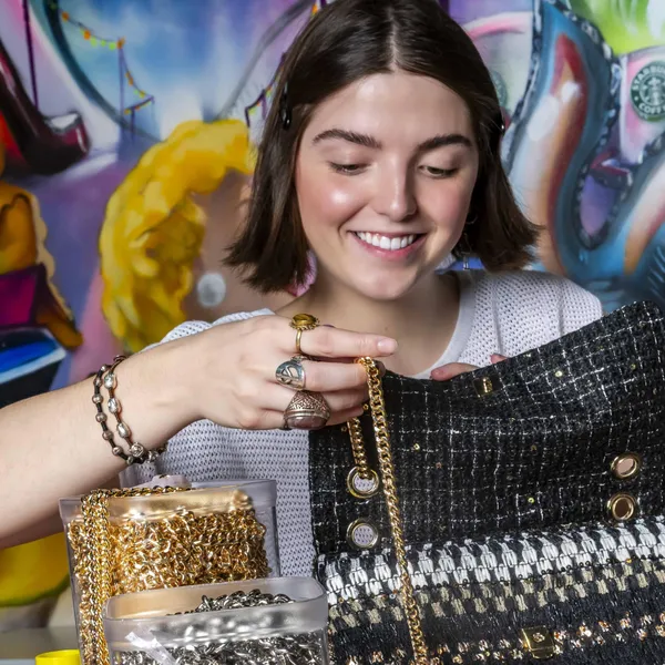 Réalisez votre sac sur-mesure avec Mouna et son équipe - Afbeelding nr. 2 - Wecandoo