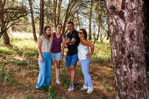 Découvrez un domaine et dégustez une cuvée autour d'un jeu de piste avec Sophie - Image n°5 - Wecandoo