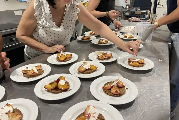 Cuisinez un repas végétal en équipe avec Candice - Image n°5 - Wecandoo