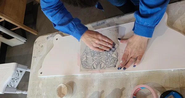 Apprenez les techniques de relooking en transformant un objet avec Mélanie - Image n°2 - Wecandoo