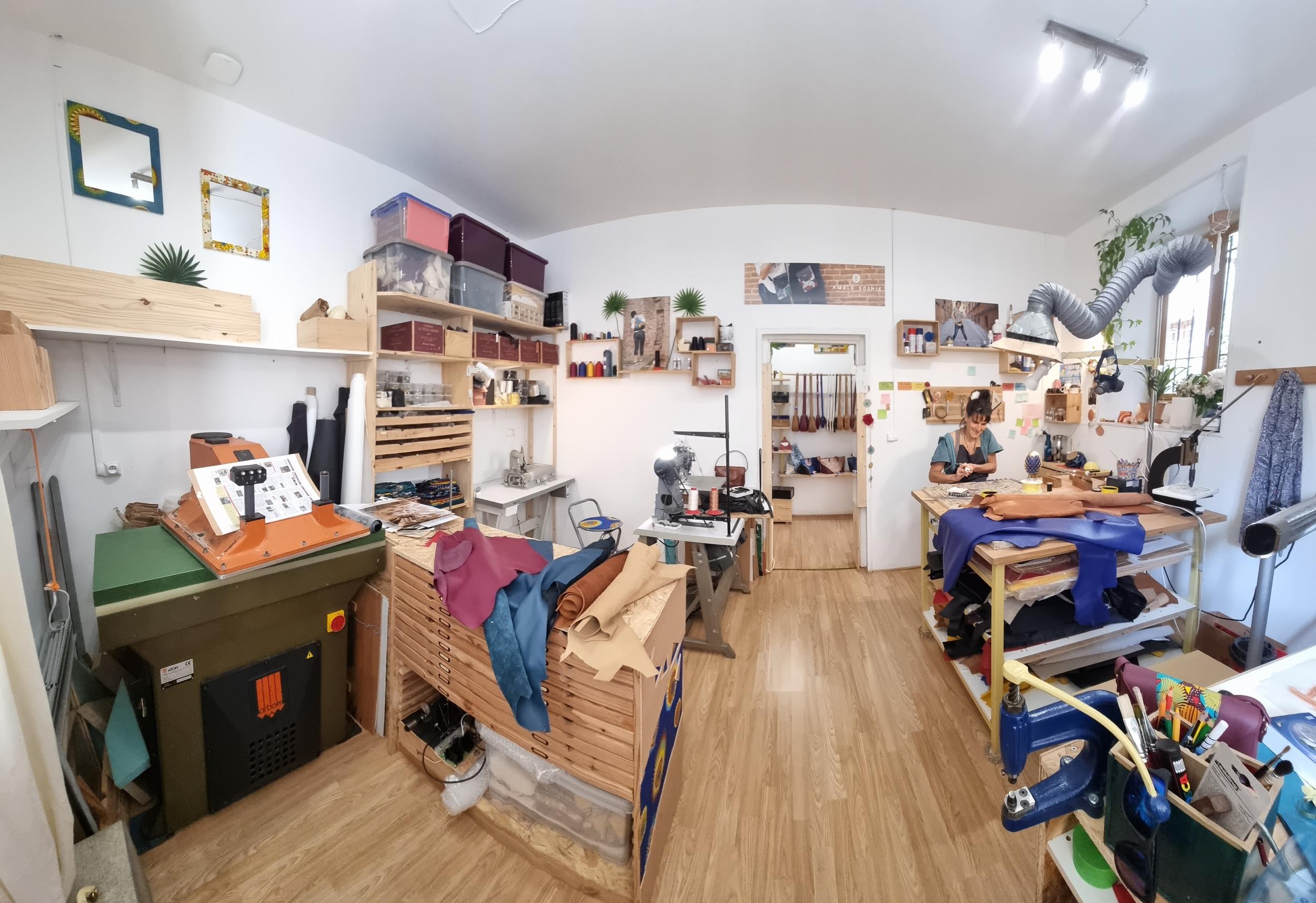 Fabriquez votre porte-monnaie en cuir avec Sophie - Image n°12 - Wecandoo