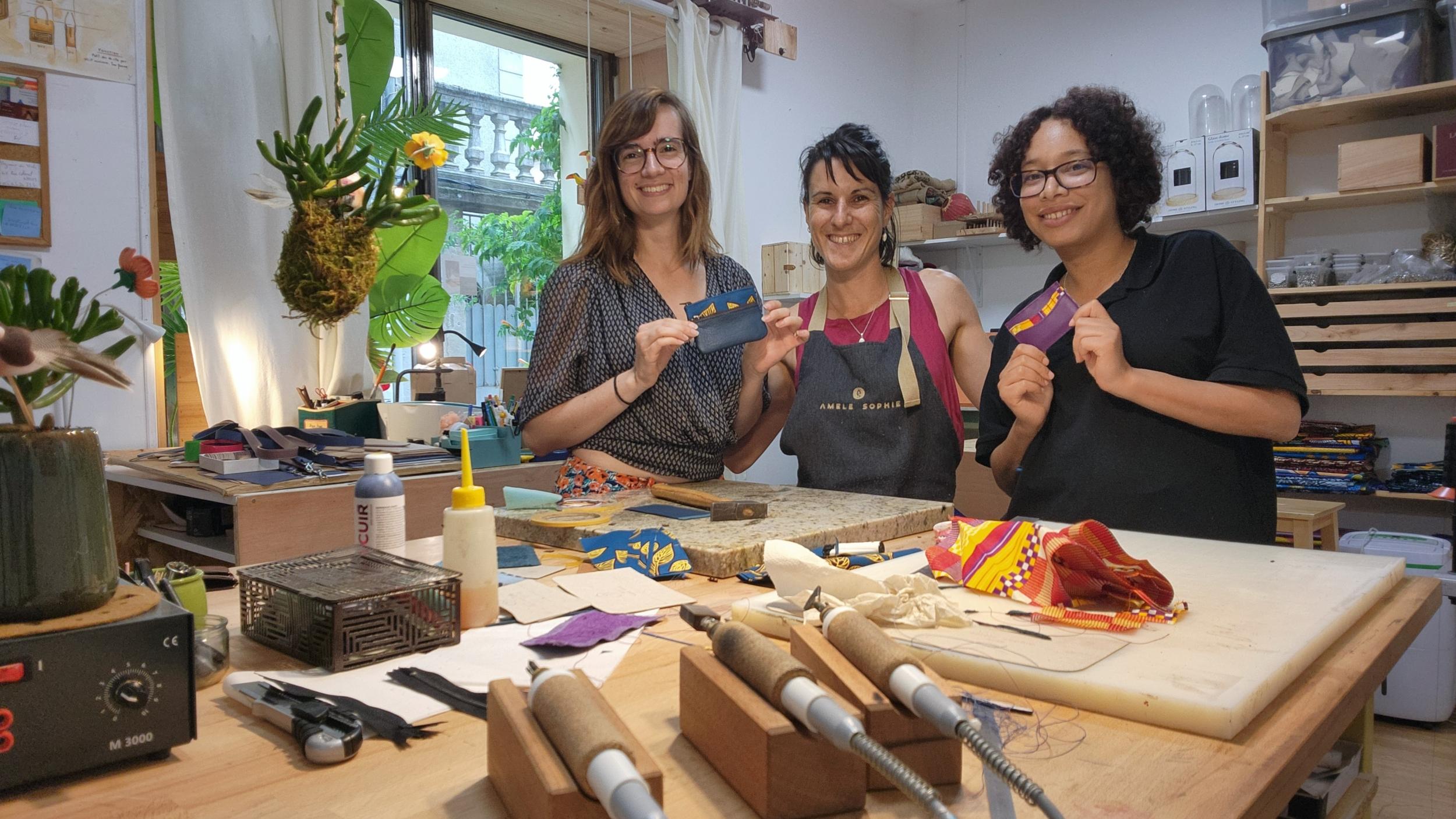 Fabriquez votre porte-monnaie en cuir avec Sophie - Image n°7 - Wecandoo