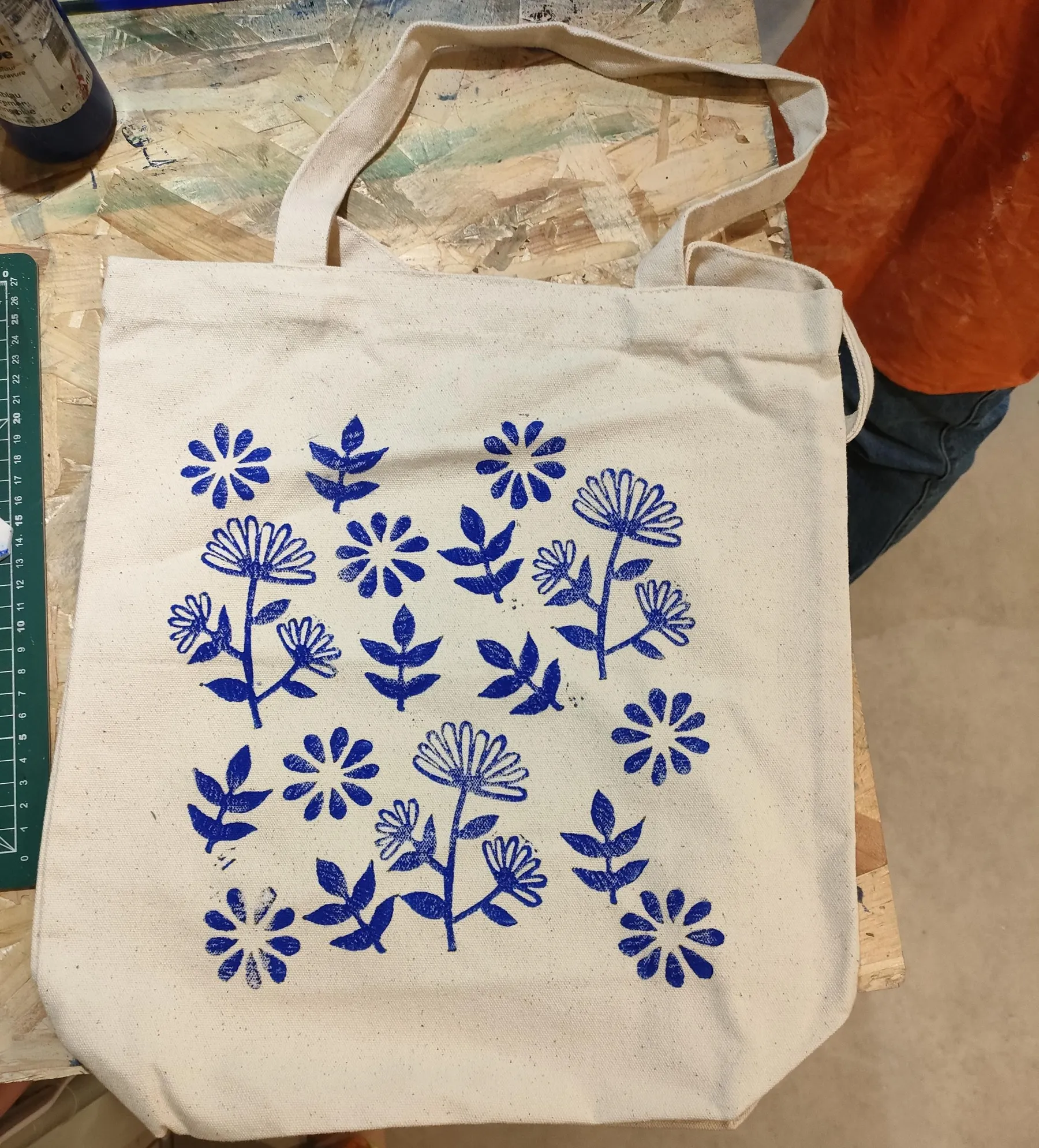Créez votre tote bag personnalisé avec Emilie - Afbeelding nr. 1 - Wecandoo