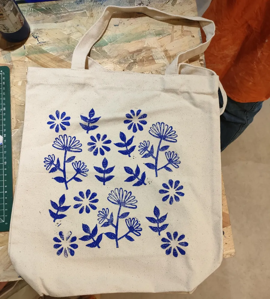 Créez votre tote bag personnalisé avec Emilie - Image n°1 - Wecandoo