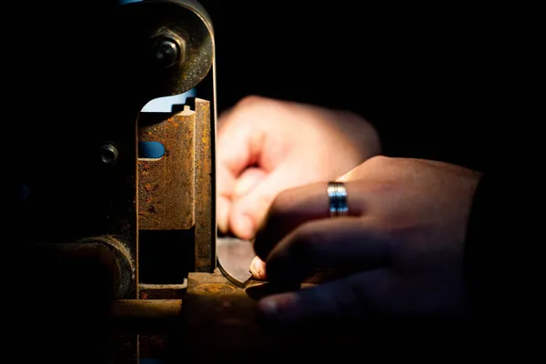 Forgez votre couteau brut de forge avec Benjamin - Image n°4 - Wecandoo