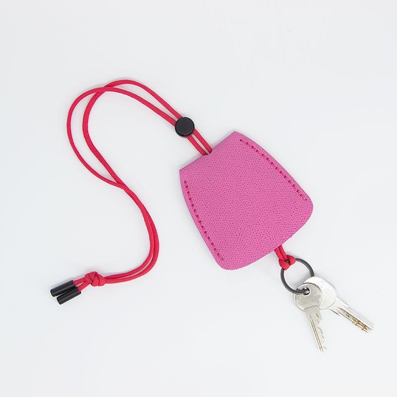 Surprenez votre équipe et réalisez votre accessoire de petite maroquinerie avec Juliette - Image n°1 - Wecandoo