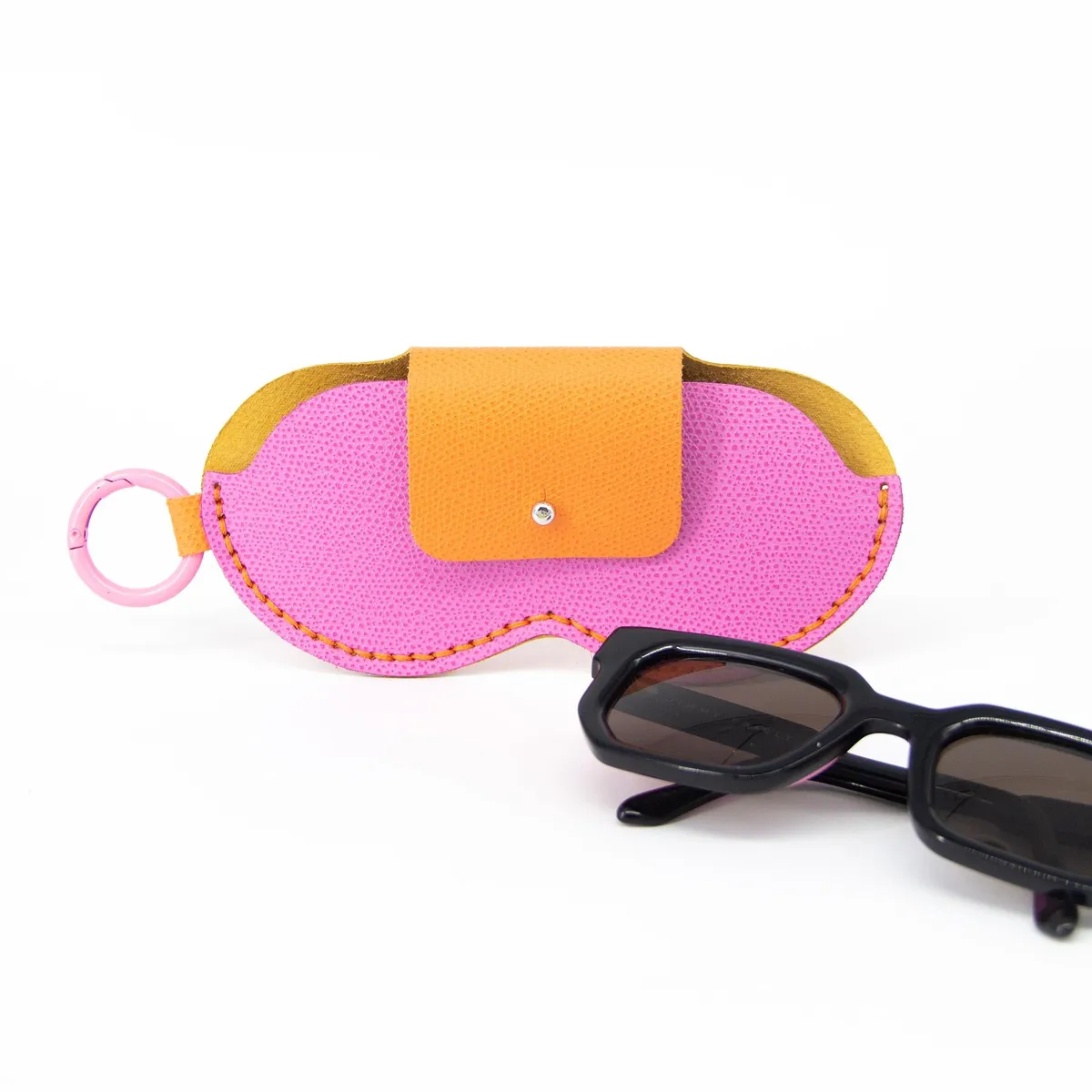 Réalisez votre accessoire de maroquinerie en groupe