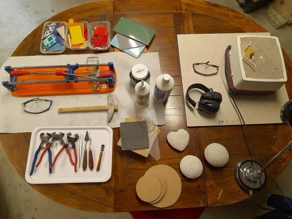 Initiez-vous à la mosaïque sur une journée avec Loraine - Image n°4 - Wecandoo