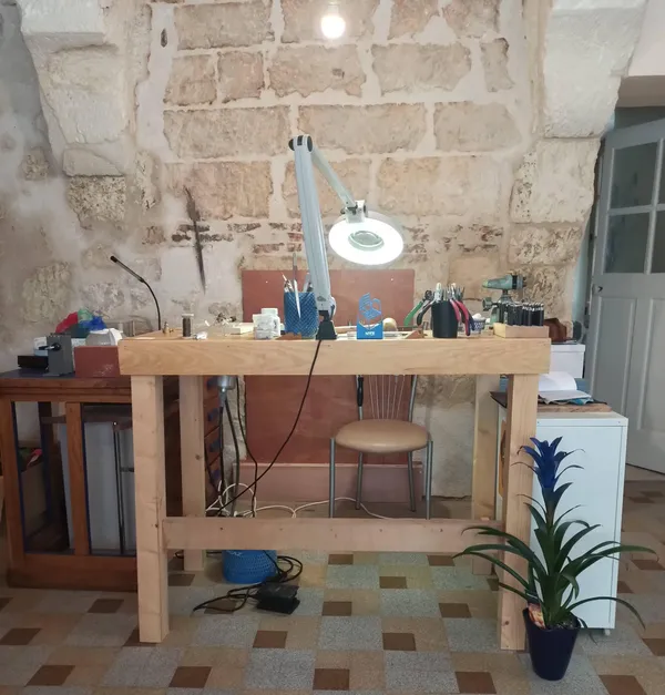 Fabriquez votre bague ou pendentif en argent avec Béatrice - Image n°4 - Wecandoo