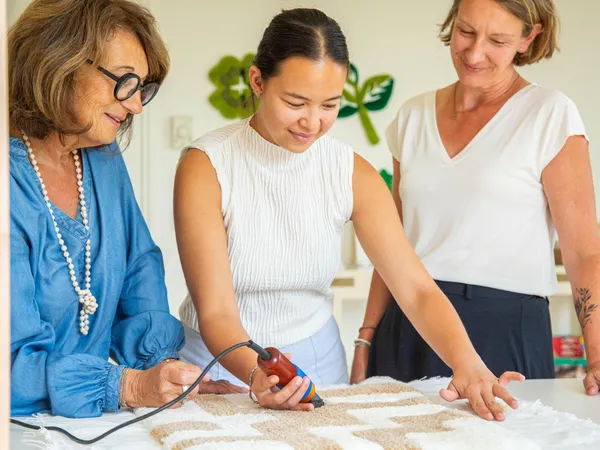 Réalisez votre petit tapis en tufting avec Sylvie - Image n°2 - Wecandoo