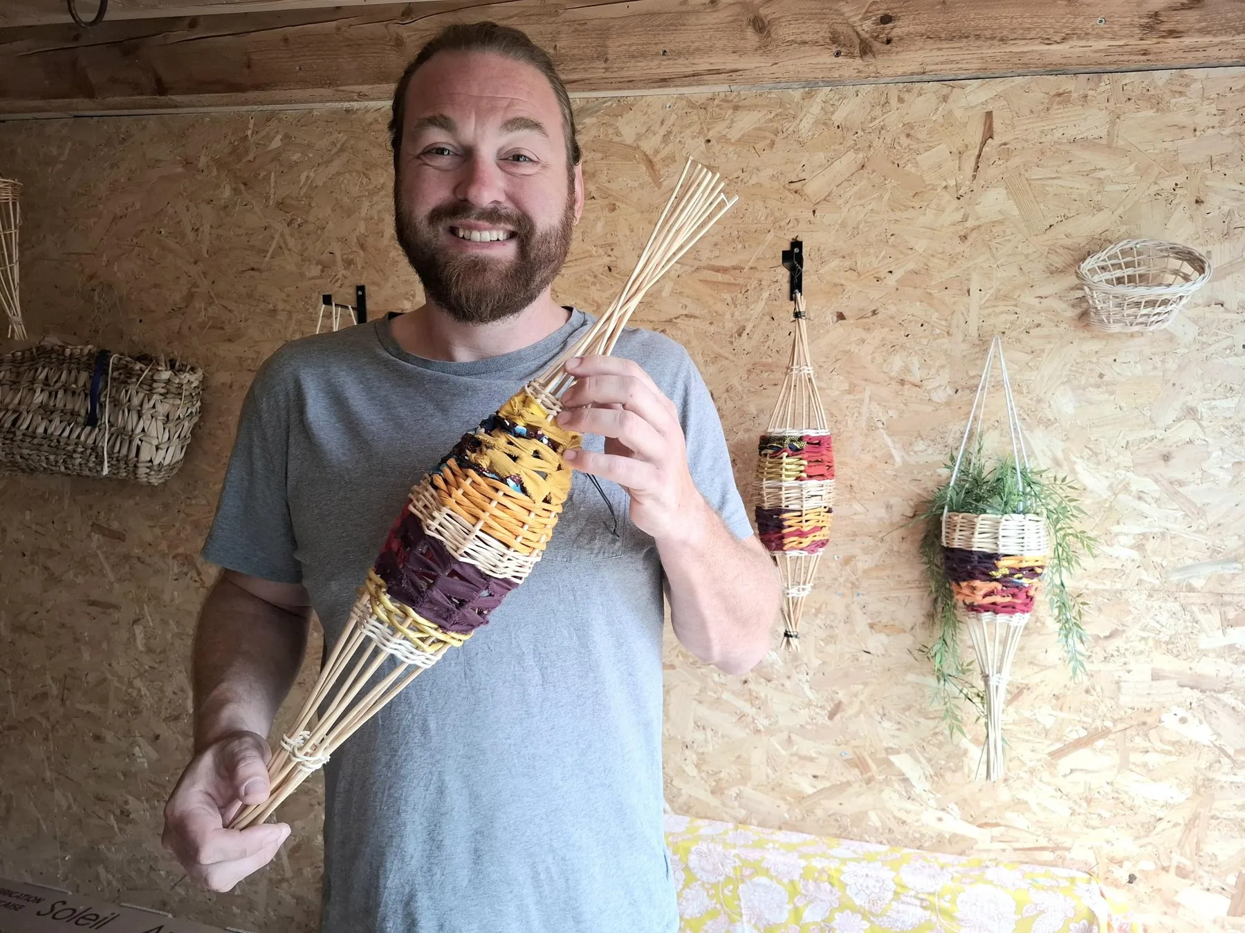 Créez votre suspension en osier et tissu avec Florie - Afbeelding nr. 4 - Wecandoo