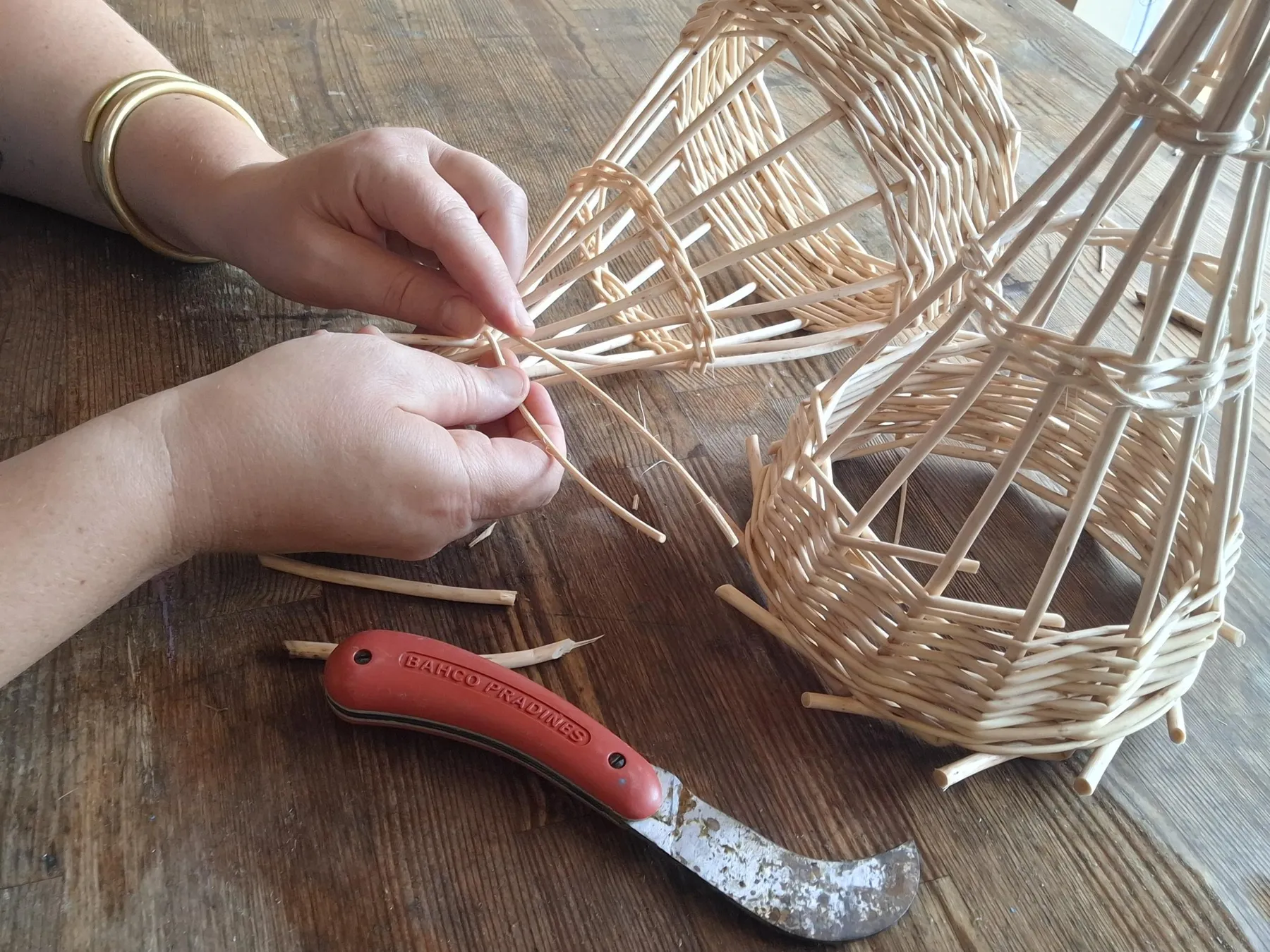Créez votre suspension en osier et tissu avec Florie - Afbeelding nr. 3 - Wecandoo
