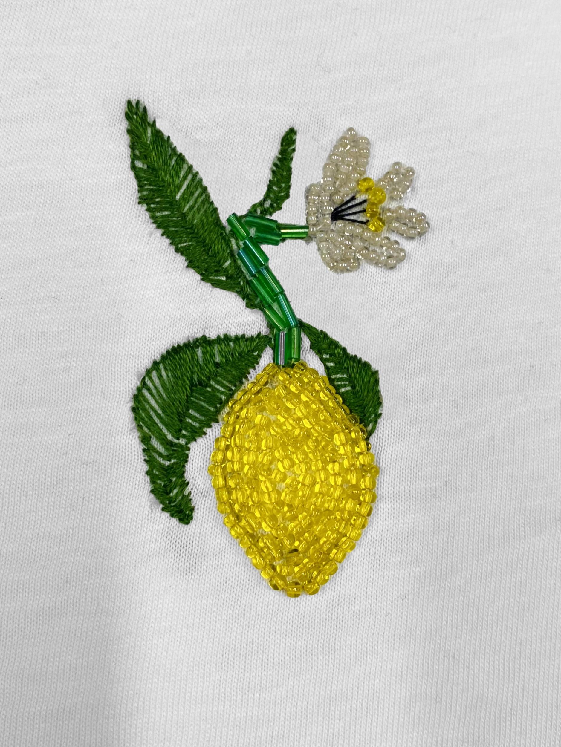 Apprenez la technique de broderie perlée (au crochet de Lunéville) et créez l’objet de votre choix - Image n°9 - Wecandoo