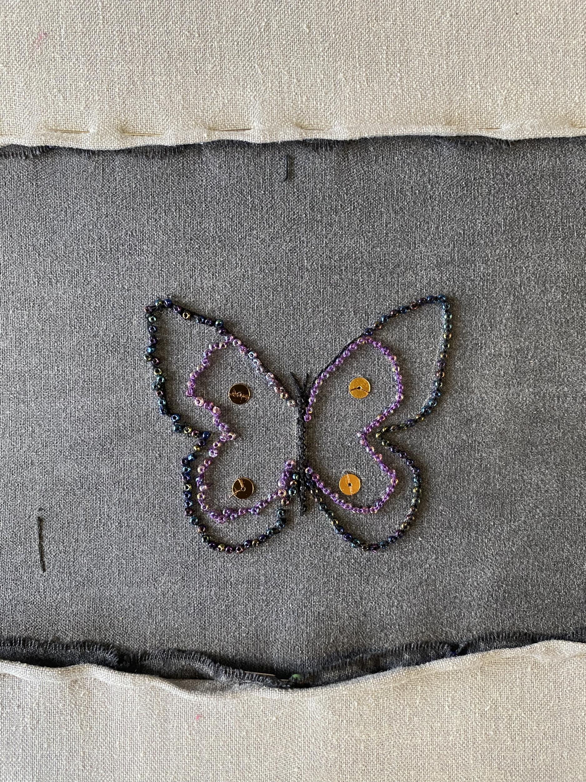 Apprenez la technique de broderie perlée (au crochet de Lunéville) et créez l’objet de votre choix - Image n°12 - Wecandoo