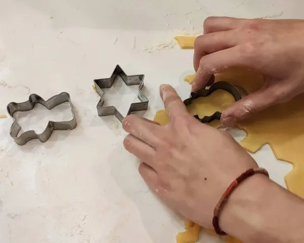 Réalisez vos bredele traditionnels alsaciens avec Sandrine - Image n°4 - Wecandoo