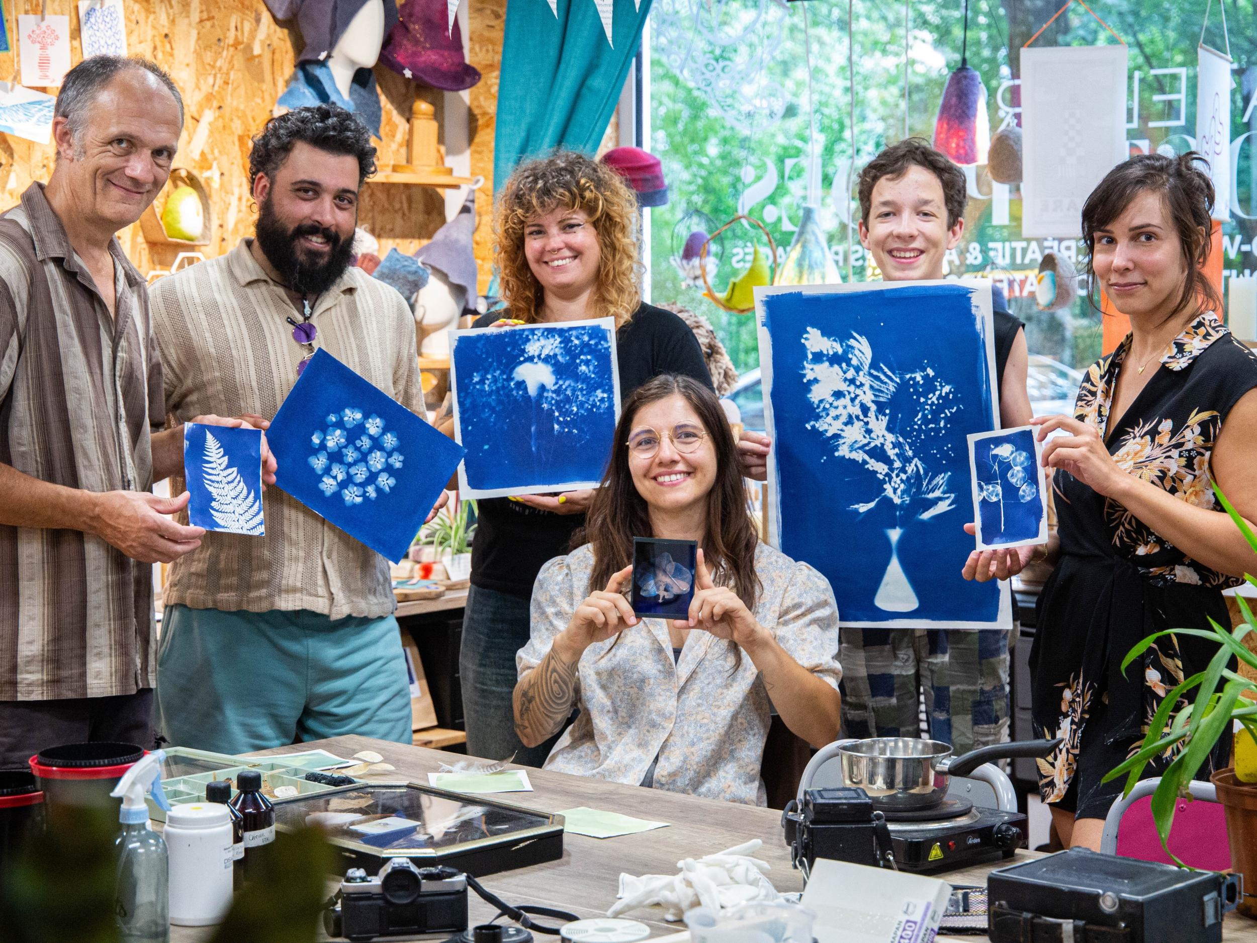 Réalisez vos cyanotypes sur verre avec Celia - Image n°5 - Wecandoo