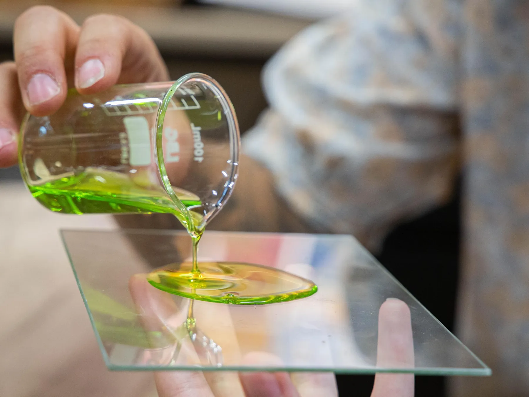 Réalisez vos cyanotypes sur verre avec Celia - Image n°4 - Wecandoo