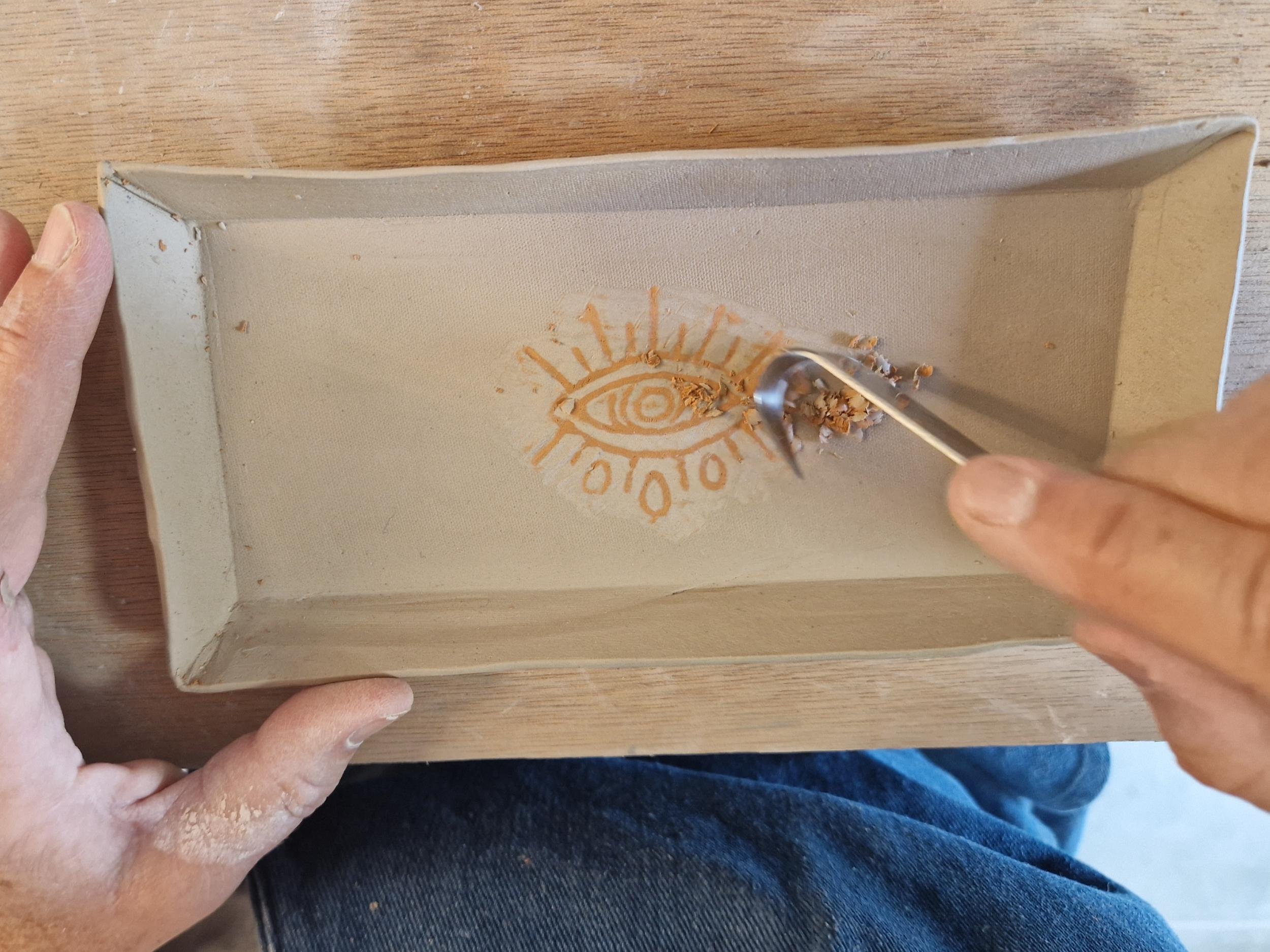 Initiez-vous au modelage et au décor sur céramique