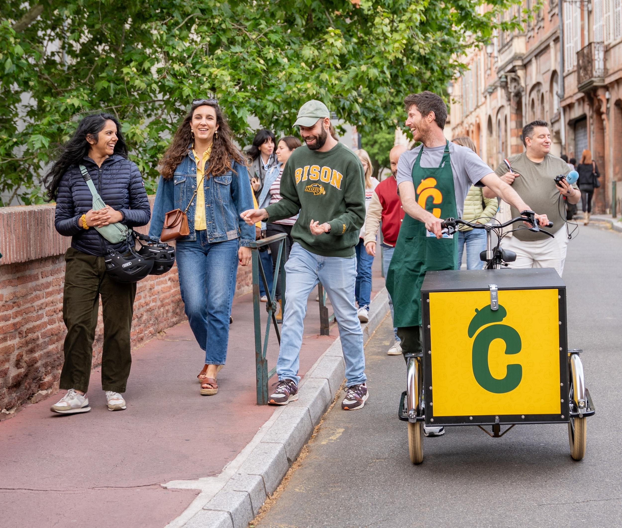 Explorez Toulouse en équipe à travers fromages, vins & patrimoine - Image n°10 - Wecandoo