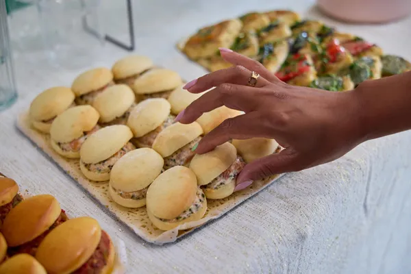 Personnalisez votre tote bag brodé autour d'un brunch avec Janis - Image n°5 - Wecandoo