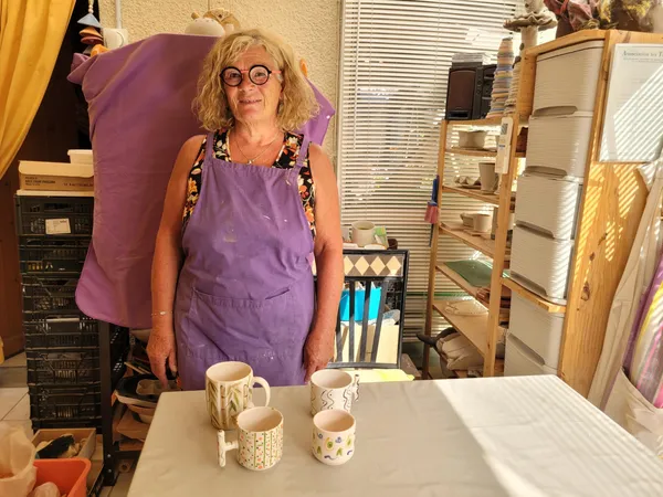 Décorez et personnalisez votre tasse avec Pascale - Image n°3 - Wecandoo