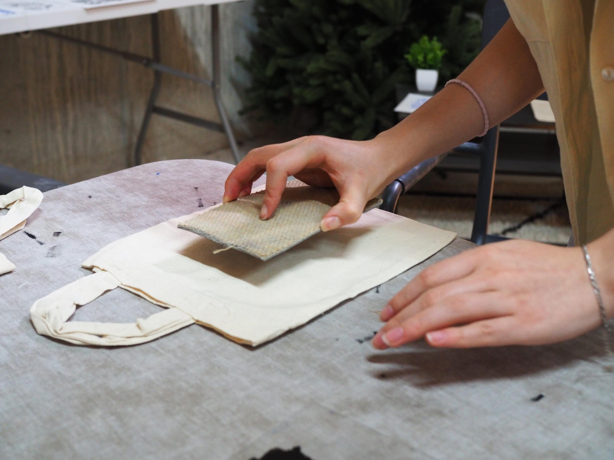 Linogravez votre totebag avec Anna - Image n°10 - Wecandoo