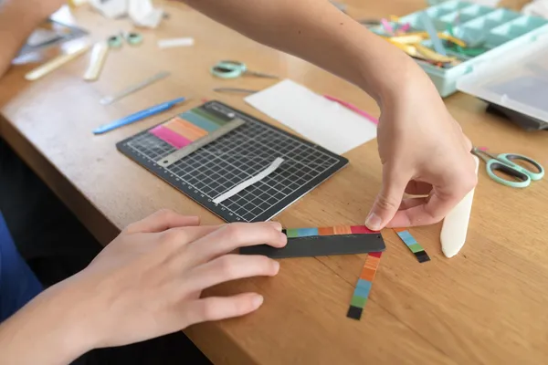 Initiez-vous à la marqueterie de paille avec Cécile - Afbeelding nr. 2 - Wecandoo