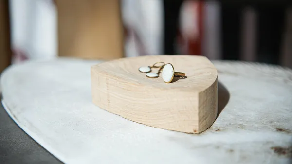 Initiez-vous à la sculpture sur bois avec Alexandre - Image n°4 - Wecandoo