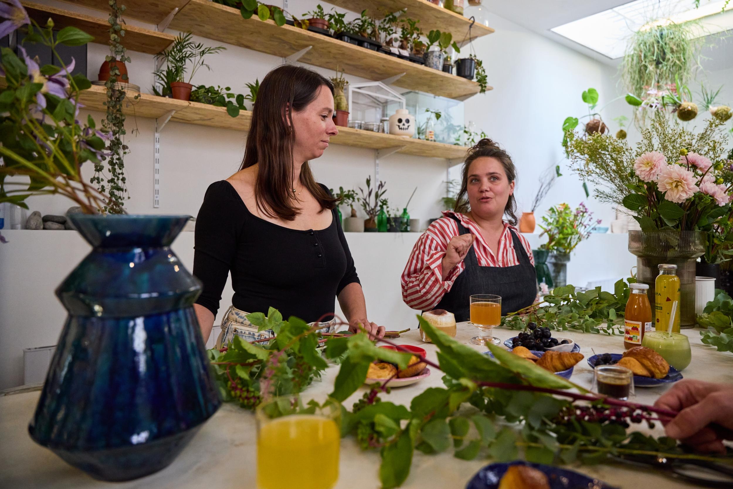 Composez votre bouquet de fleurs de saison autour d'un petit-déjeuner avec Eugénie et Gwenaël - Image n°9 - Wecandoo