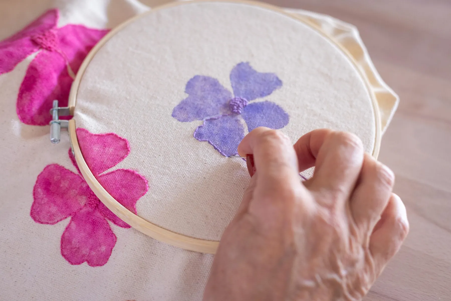 Initiez-vous à la broderie avec Julie - Image n°5 - Wecandoo