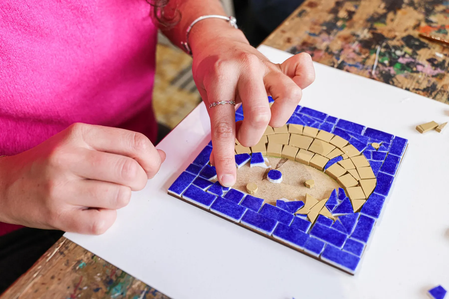 Inspirez votre équipe et initiez-les à la mosaïque avec Alix - Image n°4 - Wecandoo