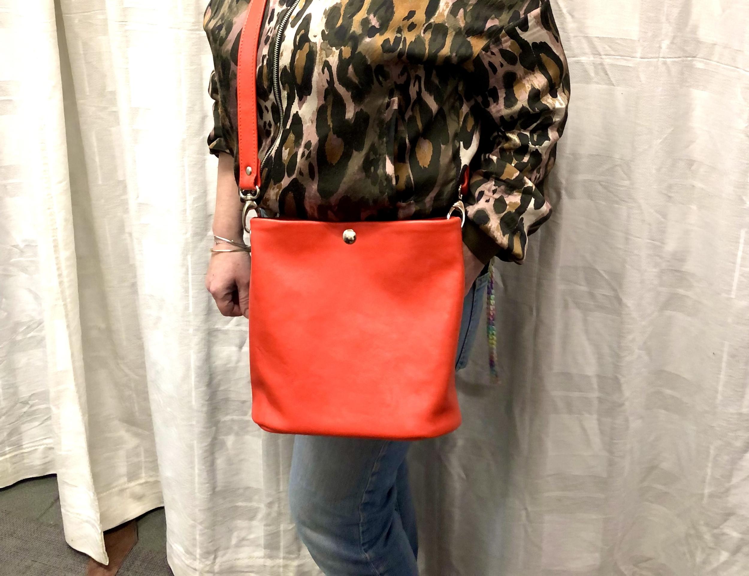 Créez votre grand sac seau en cuir - Image n°10 - Wecandoo