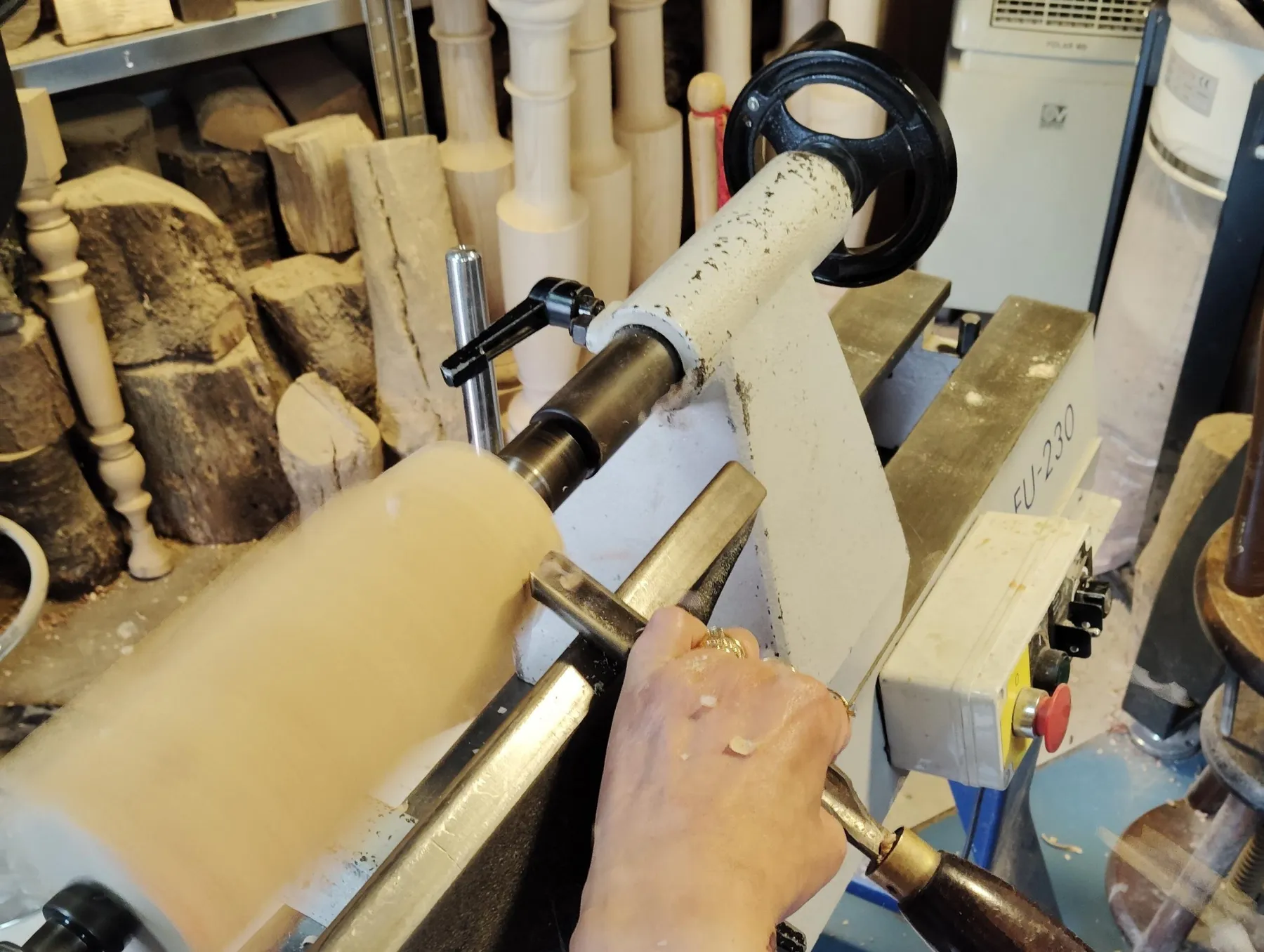 Réalisez un soliflore au tour à bois avec Tristan - Image n°2 - Wecandoo