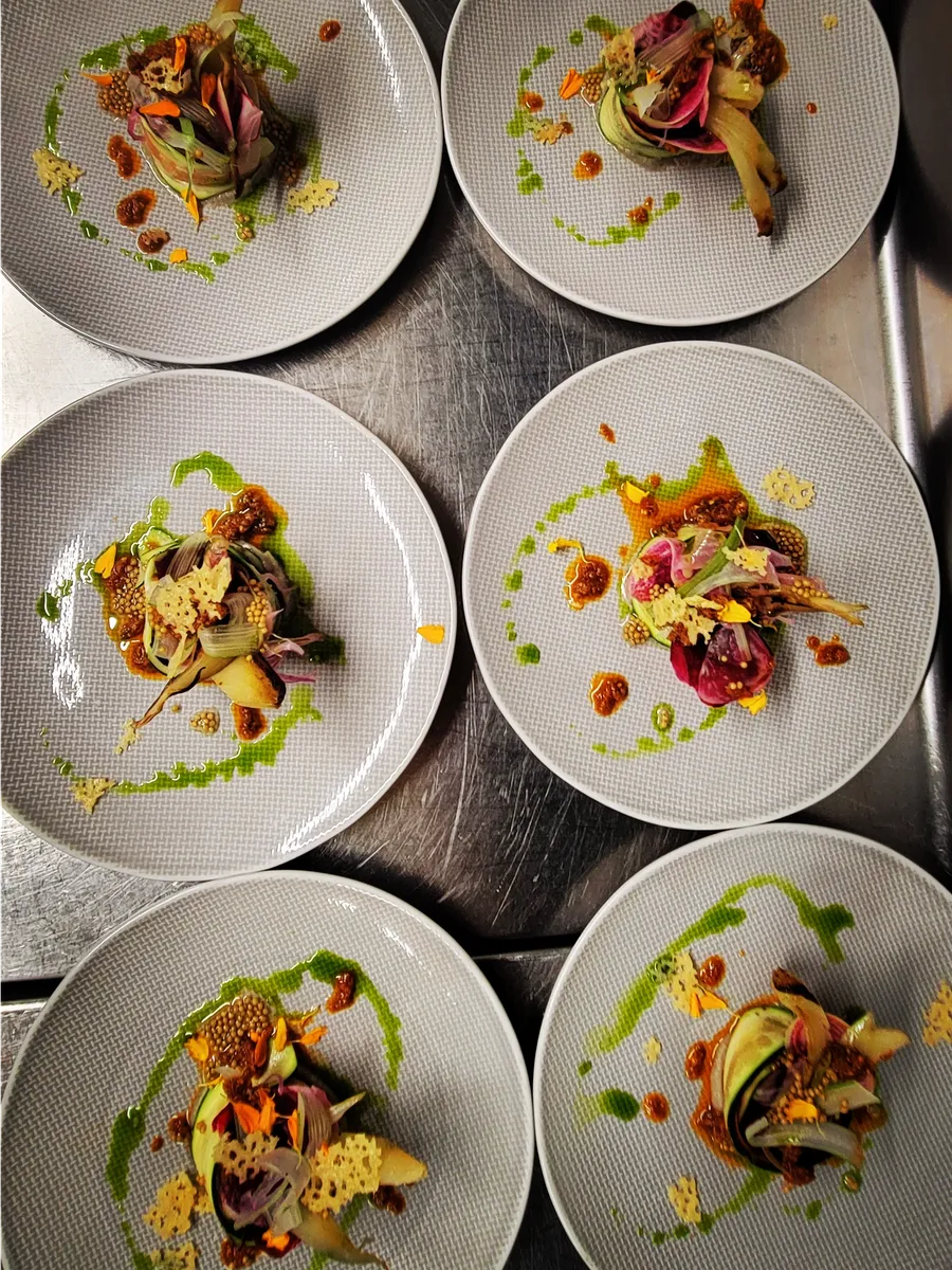 Cuisinez un menu complet gastronomique, local et de saison avec Morgan - Image n°1 - Wecandoo