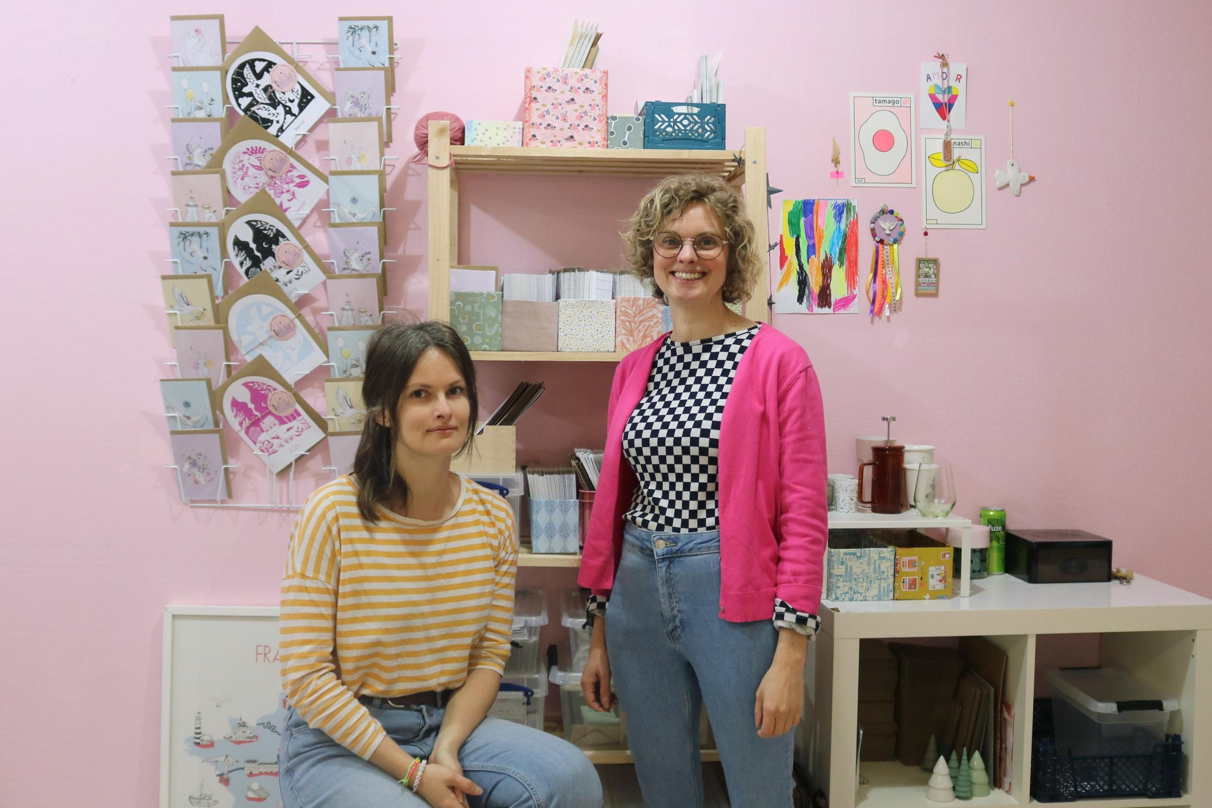 Découvrez la sérigraphie avec Amélie et Clémence - Image n°4 - Wecandoo