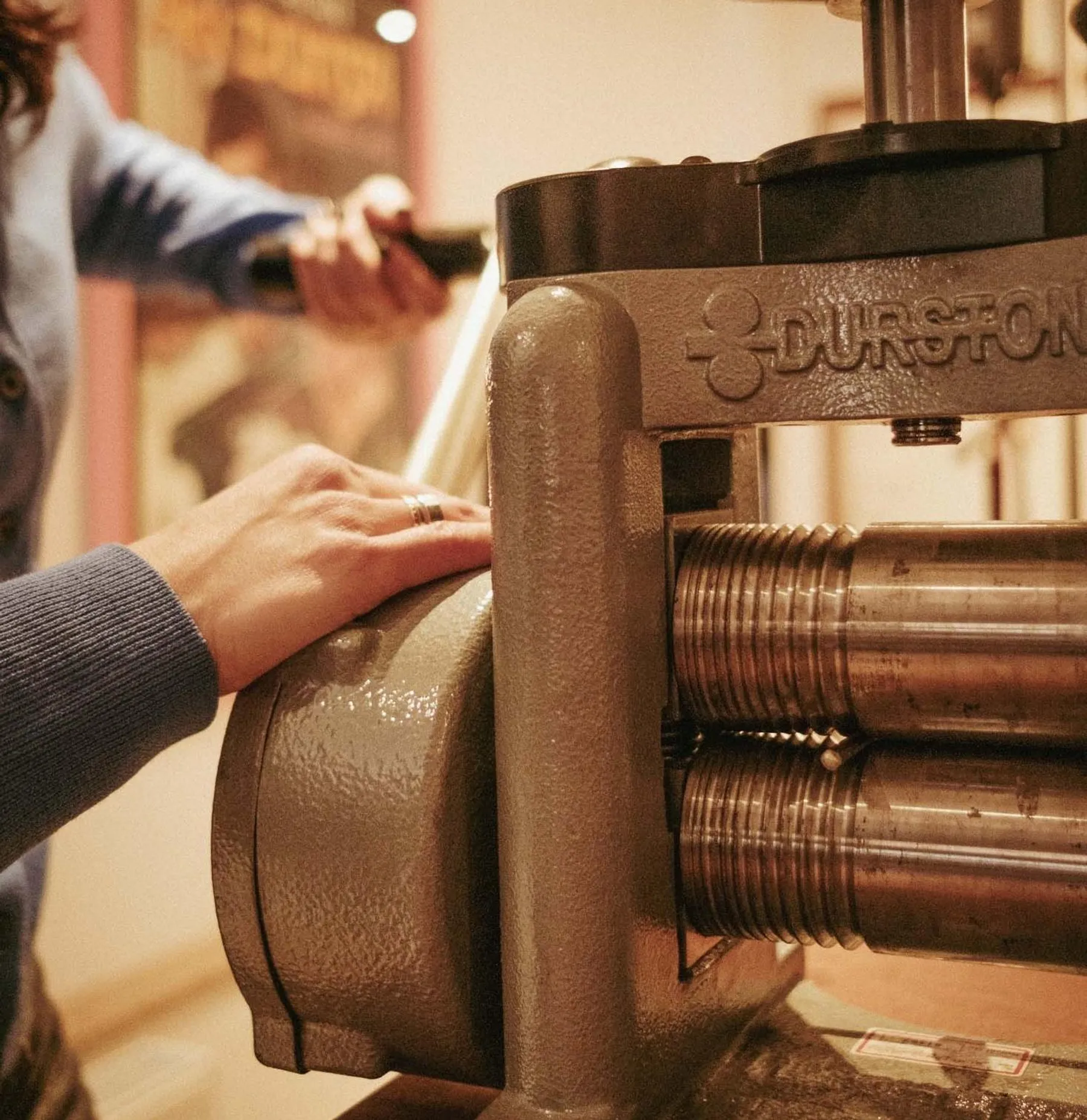 Créez votre bijou de A à Z durant trois sessions avec Idil - Image n°2 - Wecandoo