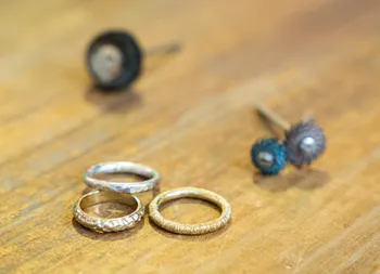 Réalisez votre bague texturée en argent