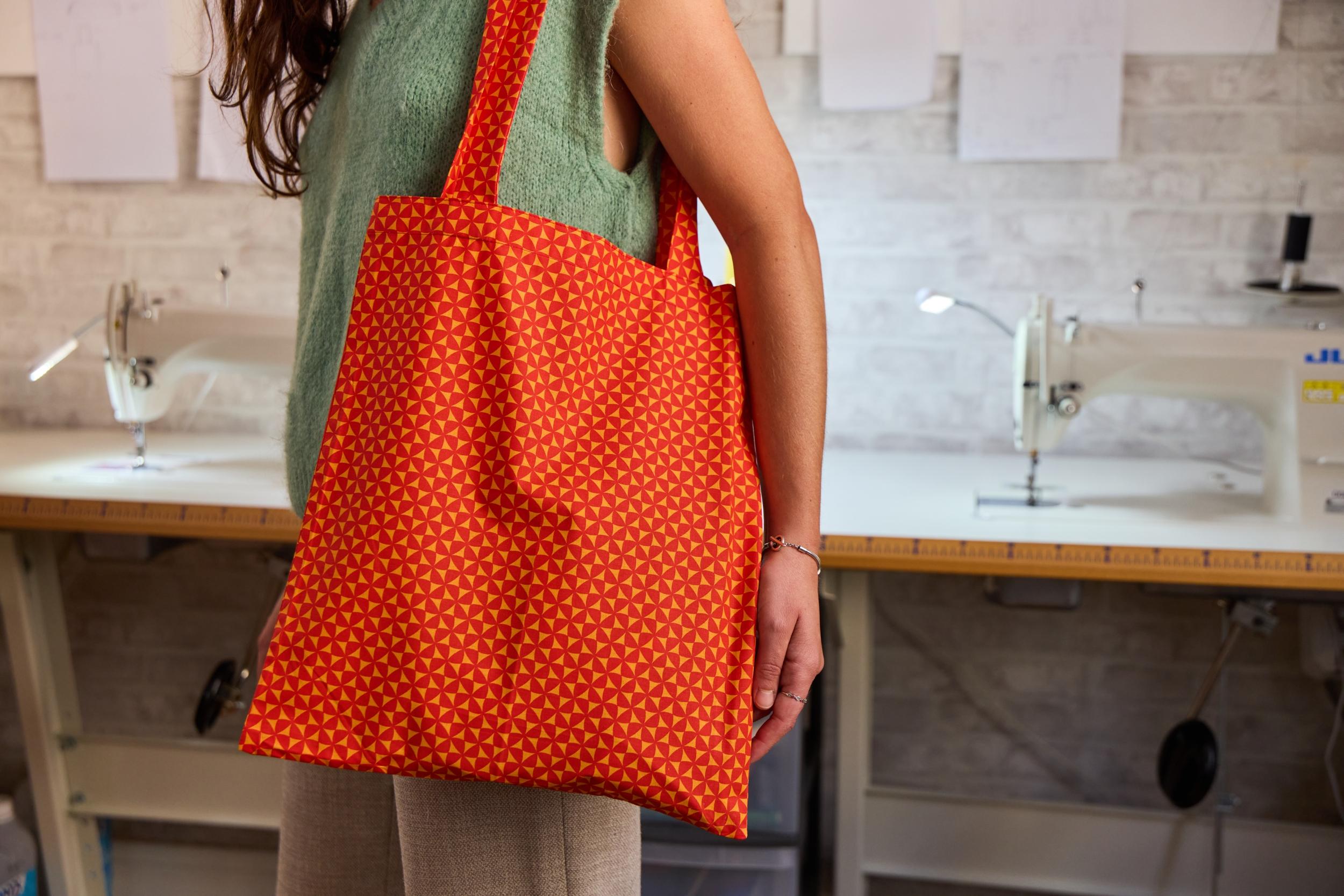 Créez votre sac parmi plusieurs modèles avec Naima - Image n°7 - Wecandoo