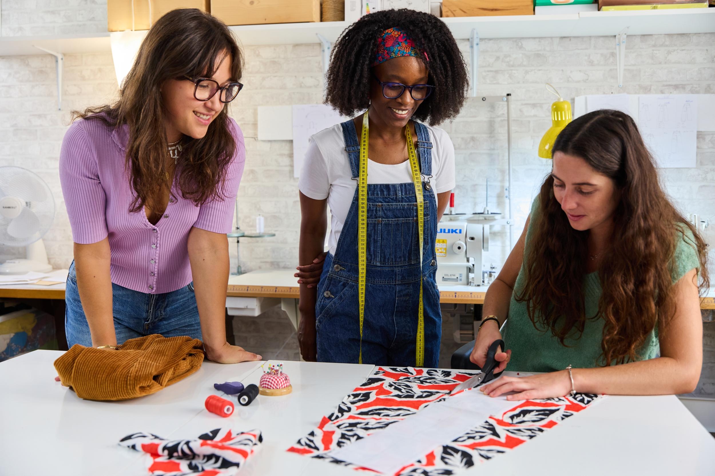 Upcyclez votre tissu préféré avec Naima - Image n°3 - Wecandoo