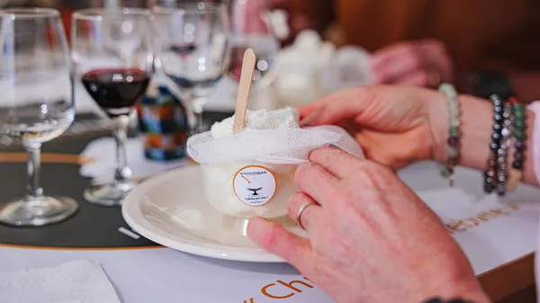 Dégustez des fromages et un fontainebleau