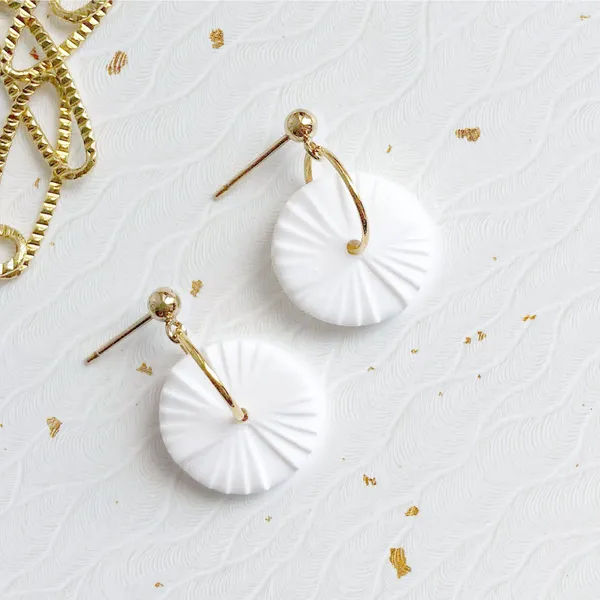 Créez vos boucles d'oreilles avec Johanna - Image n°4 - Wecandoo