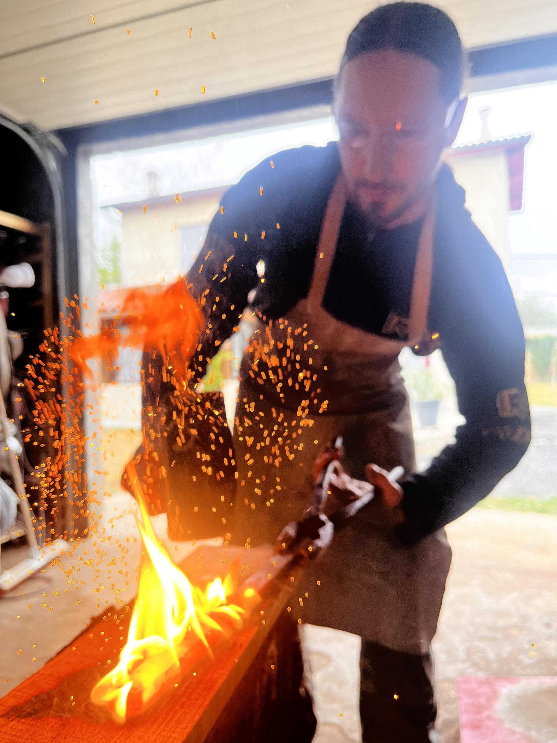 Forgez votre couteau fixe sur une journée avec Julien - Image n°10 - Wecandoo