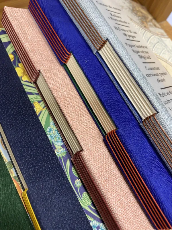 Reliez votre carnet Button Hole A6 - Afbeelding nr. 4 - Wecandoo