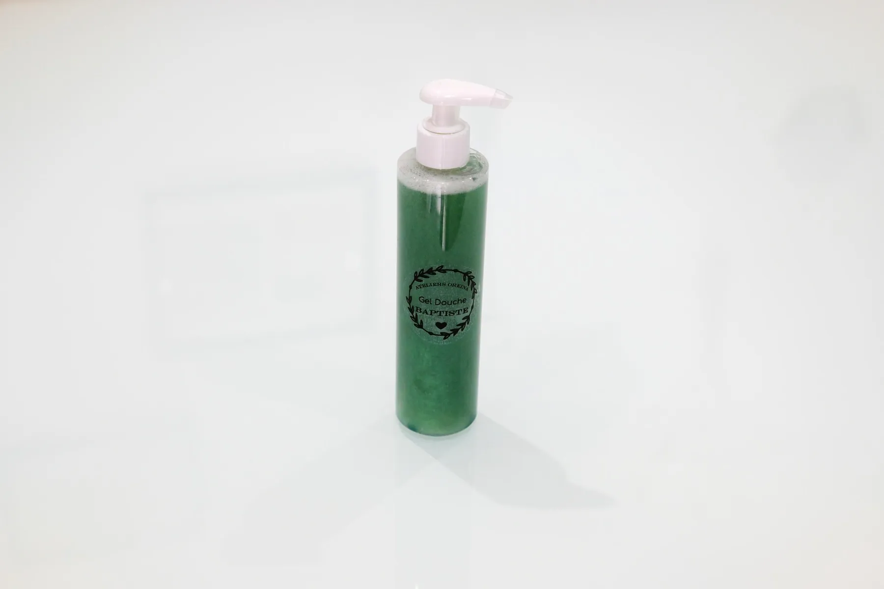 Fabriquez votre gel douche pailleté et votre gommage corps avec Oriane - Image n°3 - Wecandoo