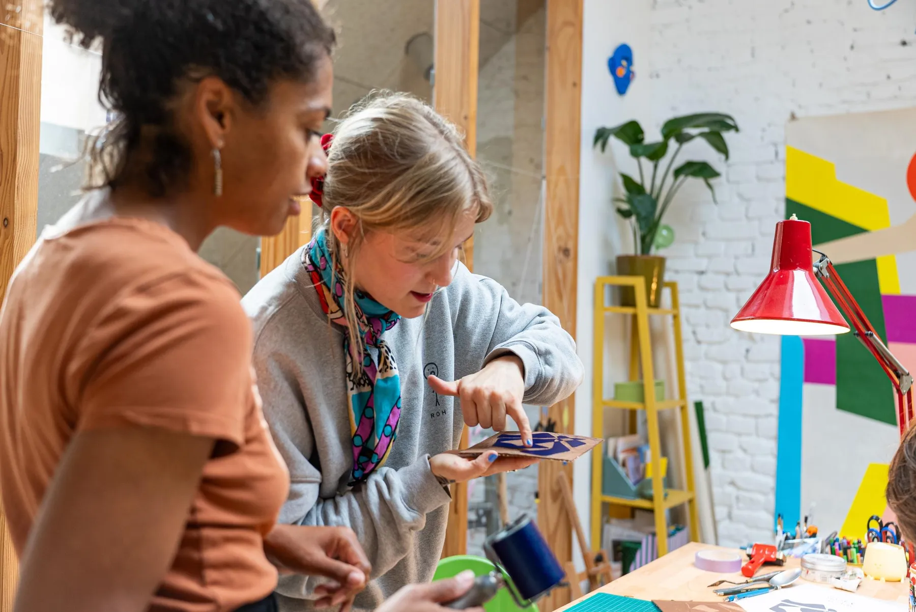 Découvrez la linogravure avec Manou - Image n°3 - Wecandoo